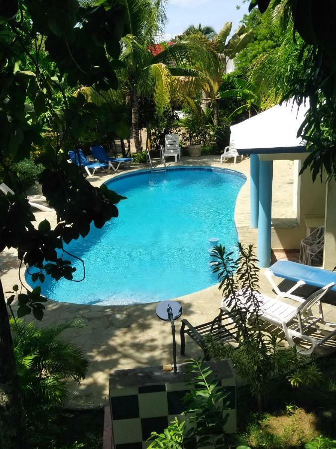 Residencial Estephany Sosúa Buitenkant foto